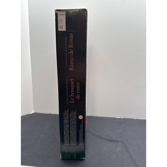 LEGO Icons Botanical Collection Bouquet Of Roses 10328 Building Set 18+ 822 Pcs - Picture 4 of 11